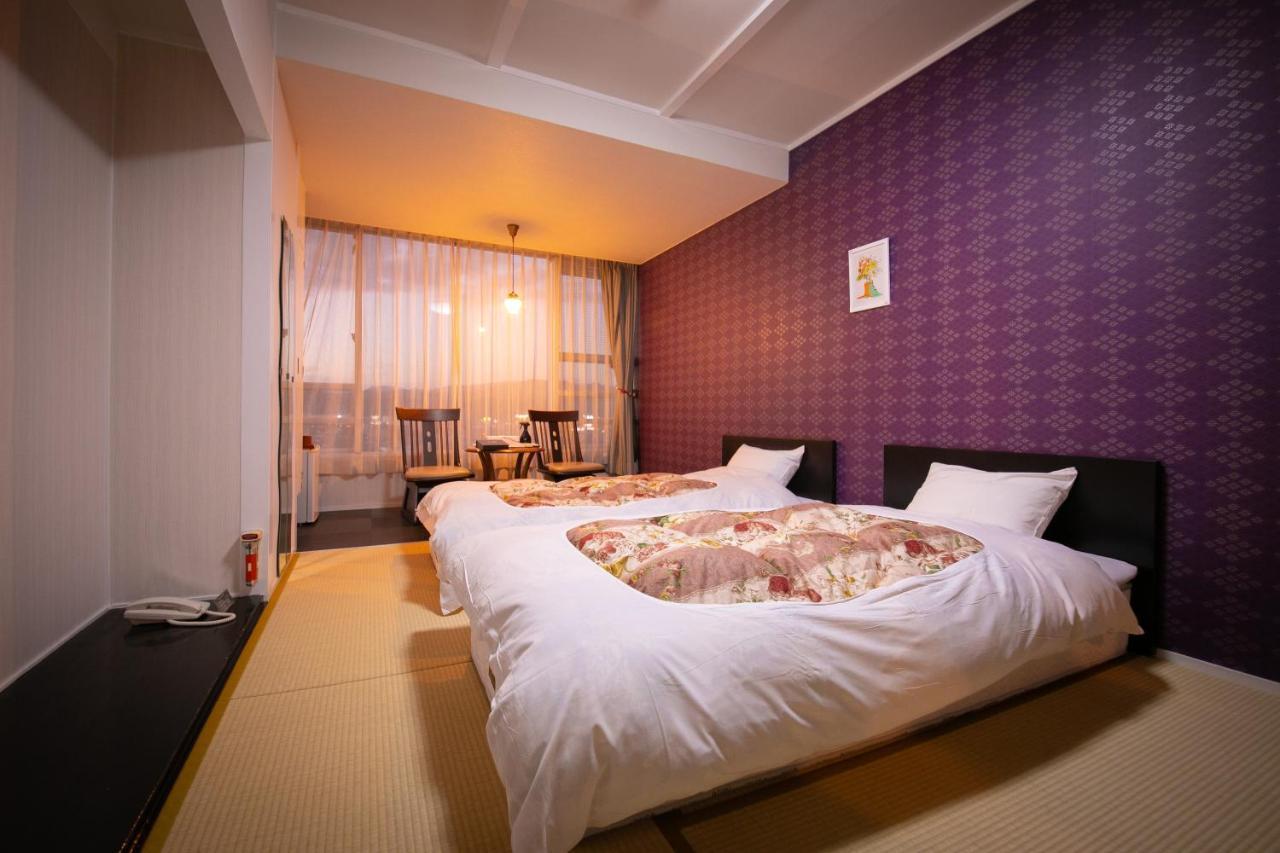 Caffel Hina-No-Sato Hotel Hita Buitenkant foto