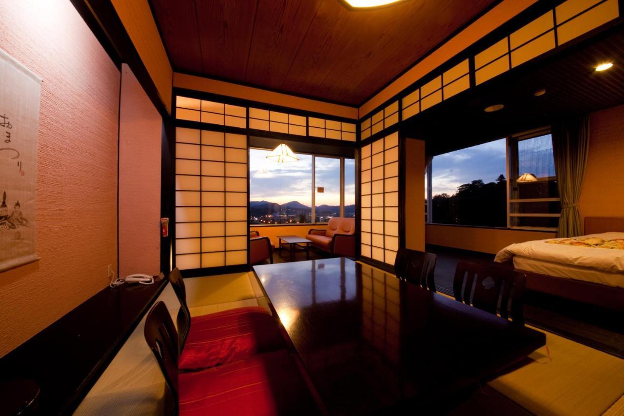 Caffel Hina-No-Sato Hotel Hita Buitenkant foto