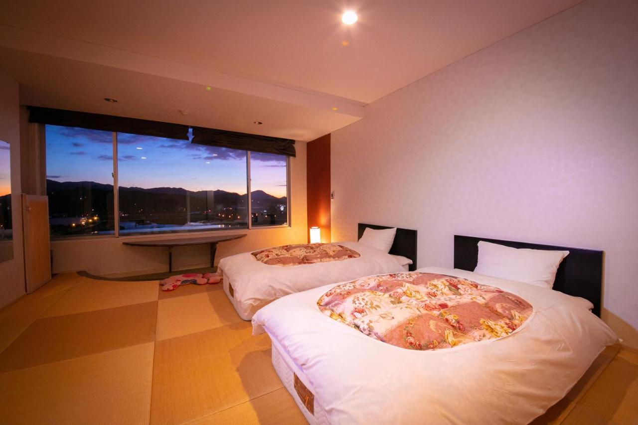 Caffel Hina-No-Sato Hotel Hita Buitenkant foto